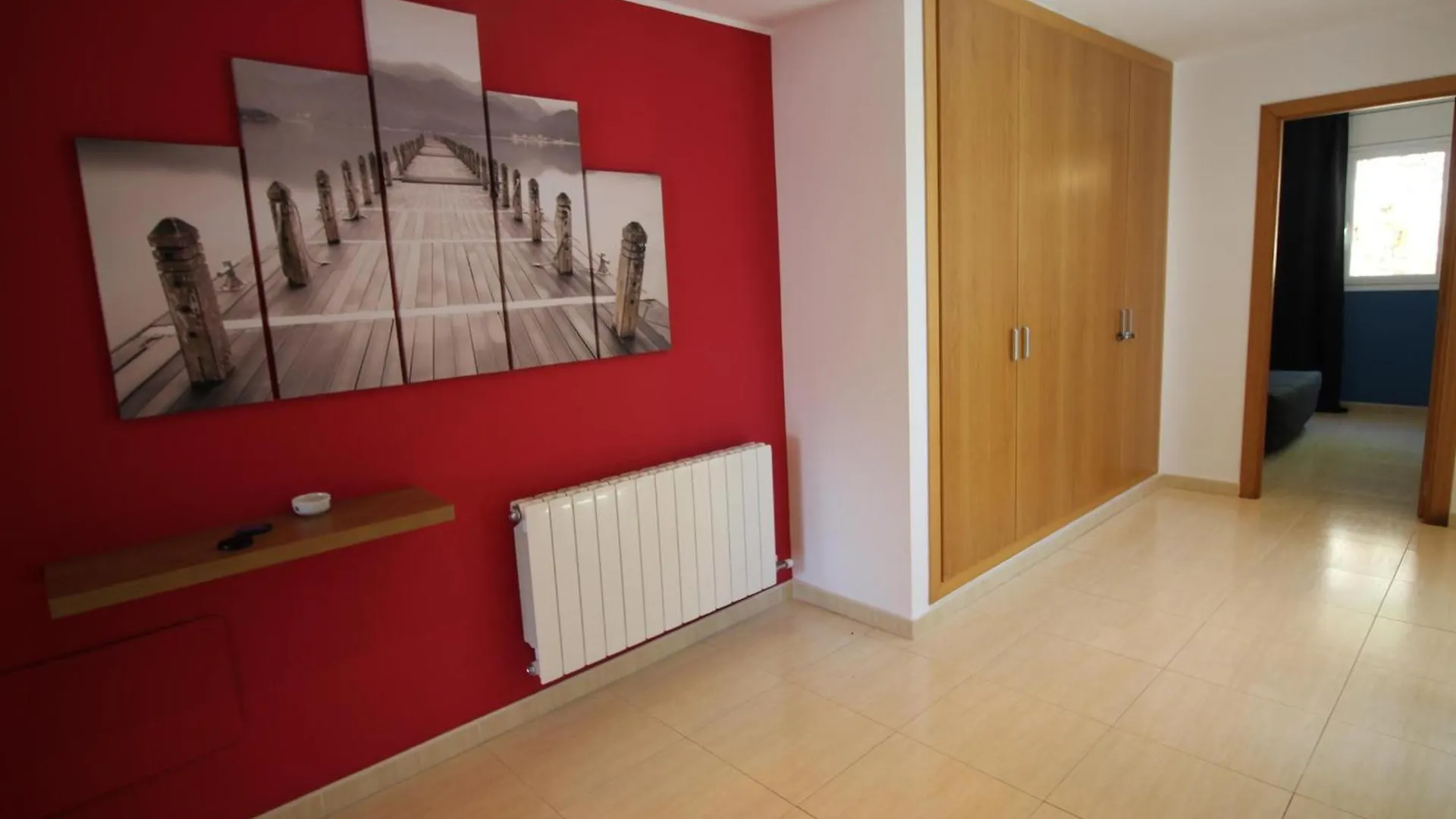 Tramuntana - Casa Amplia, Moderna Y Muy Bien Equipada, Situada En La Zona De Grifeu - Es-228-144 Villa Llança Feriehus