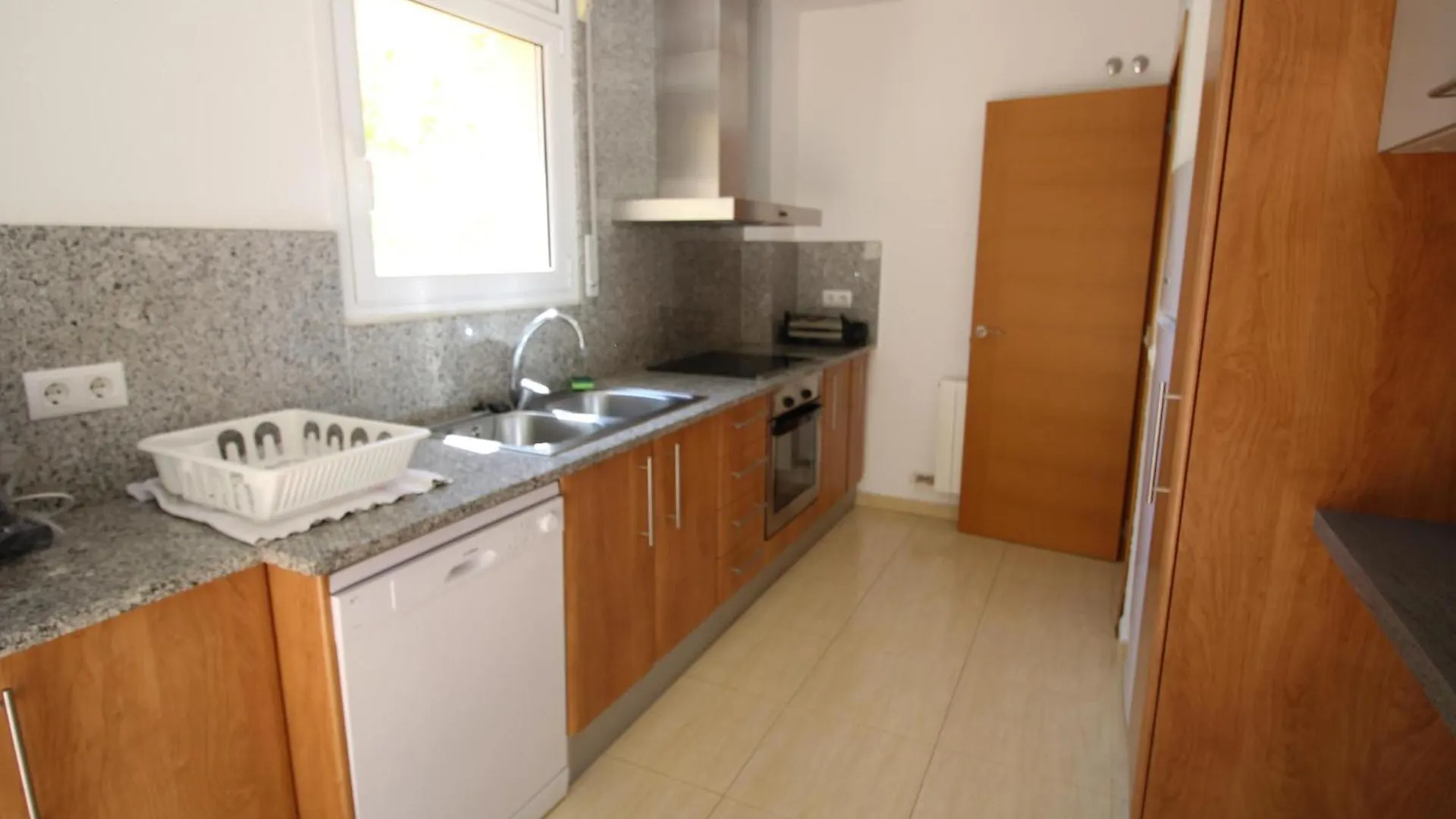 Tramuntana - Casa Amplia, Moderna Y Muy Bien Equipada, Situada En La Zona De Grifeu - Es-228-144 Villa Llanca