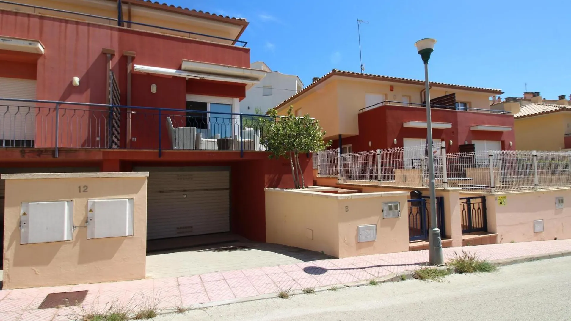 Tramuntana - Casa Amplia, Moderna Y Muy Bien Equipada, Situada En La Zona De Grifeu - Es-228-144 Villa Llanca