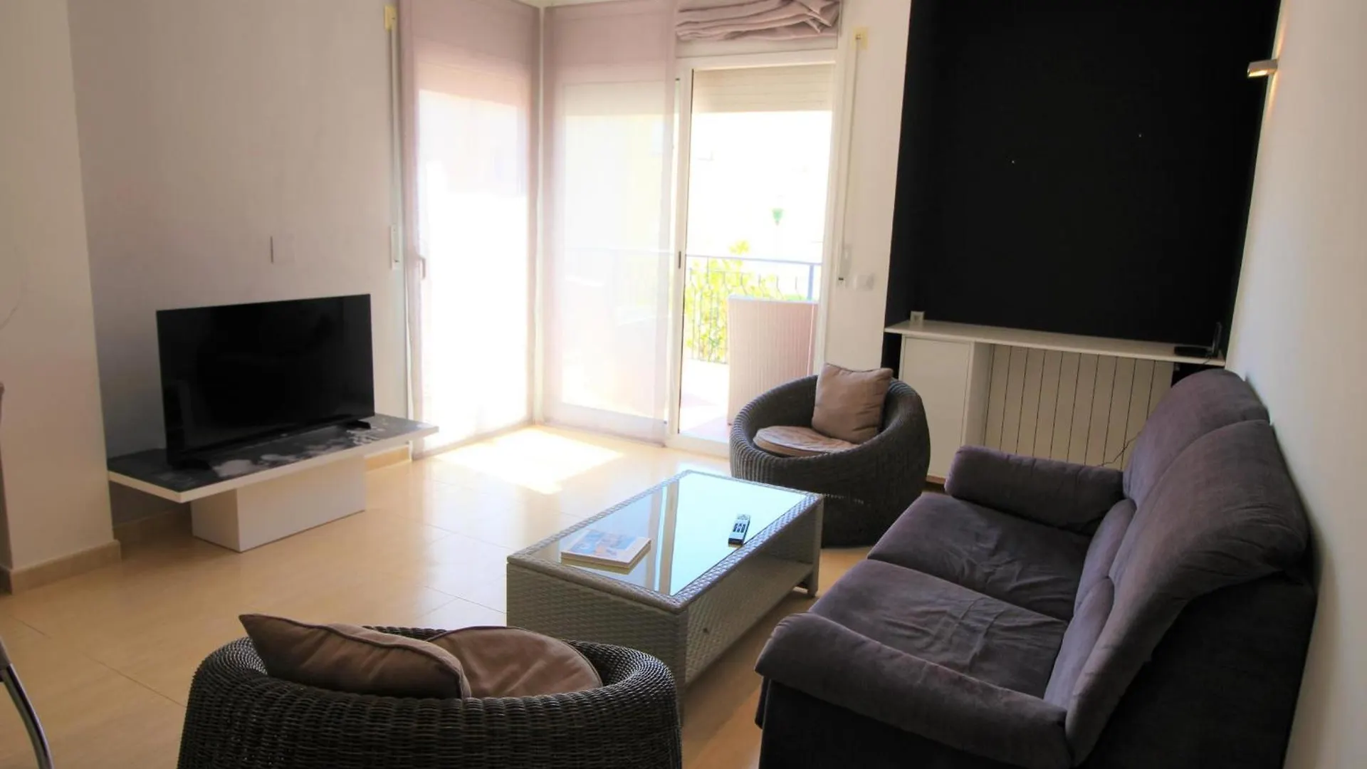 Tramuntana - Casa Amplia, Moderna Y Muy Bien Equipada, Situada En La Zona De Grifeu - Es-228-144 Villa Llanca 0*,  Spain