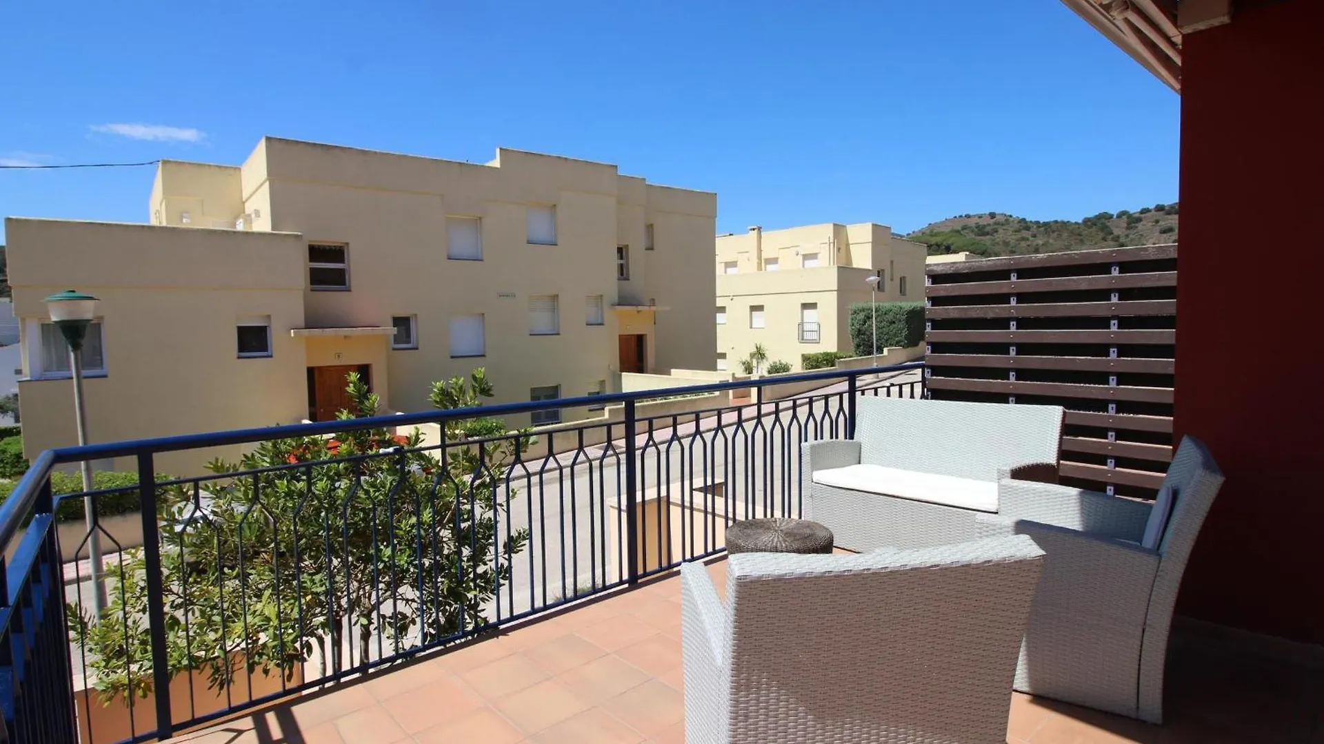 Tramuntana - Casa Amplia, Moderna Y Muy Bien Equipada, Situada En La Zona De Grifeu - Es-228-144 Villa Llanca